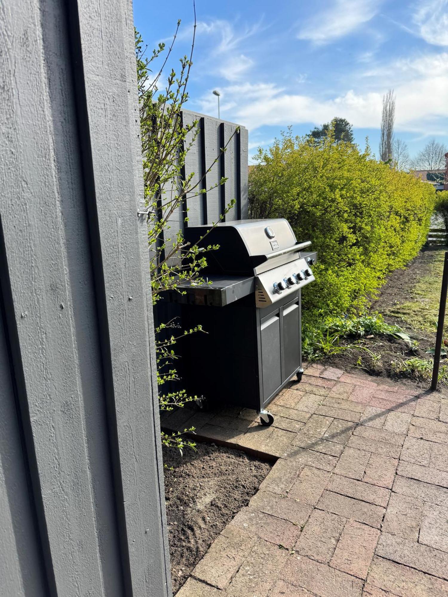 Boende Med Naerhet Till Golfbanan I Åhus Exterior foto